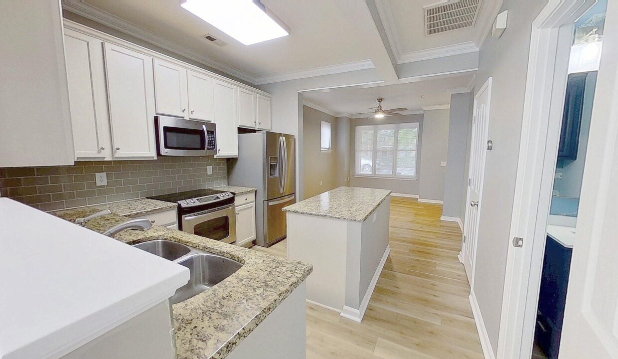 526-E-9th-St-Charlotte-NC-28202-28
