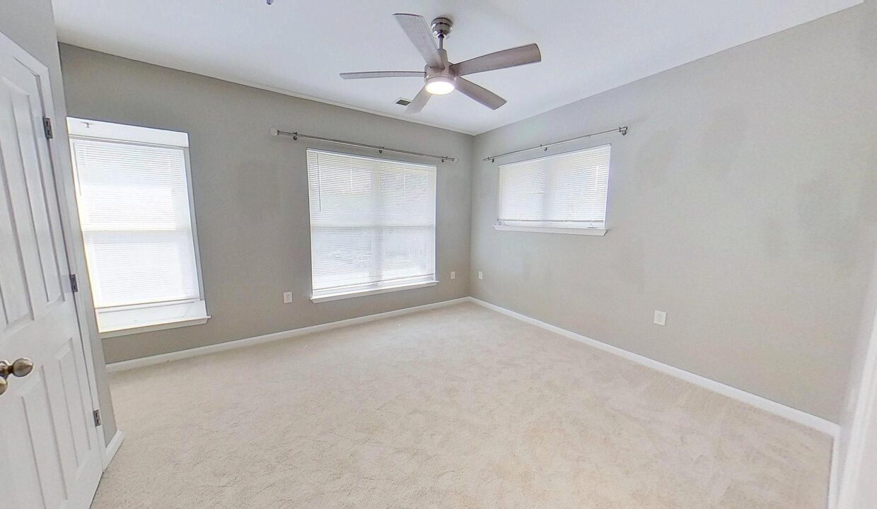 526-E-9th-St-Charlotte-NC-28202-33