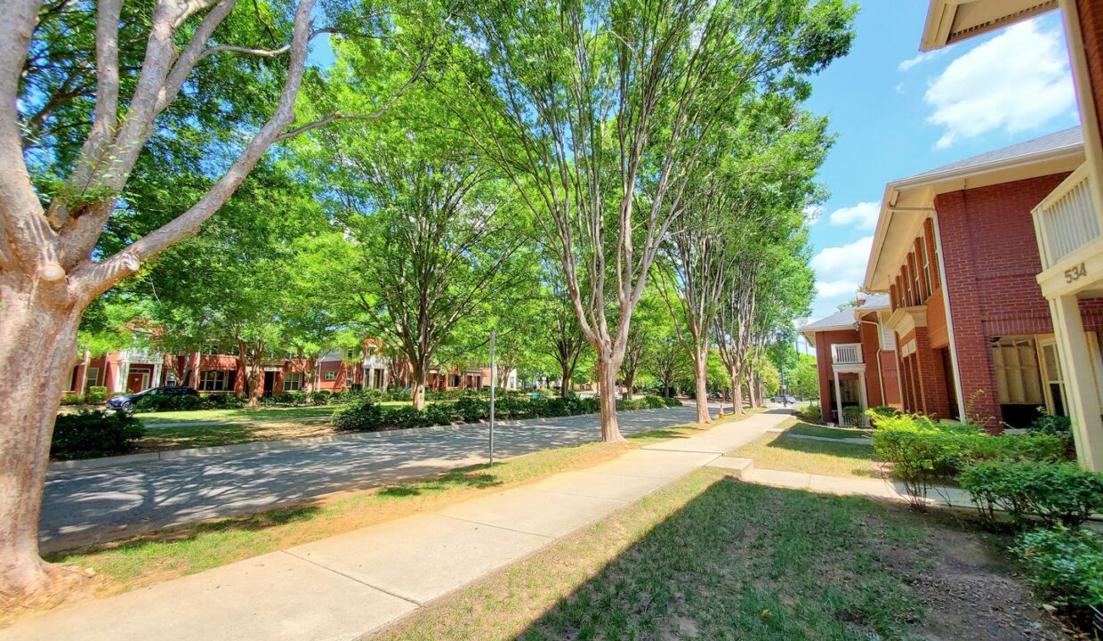 526-E-9th-St-Charlotte-NC-28202-34