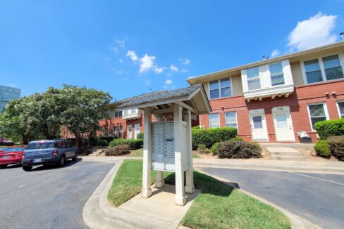 526-E-9th-St-Charlotte-NC-28202-36