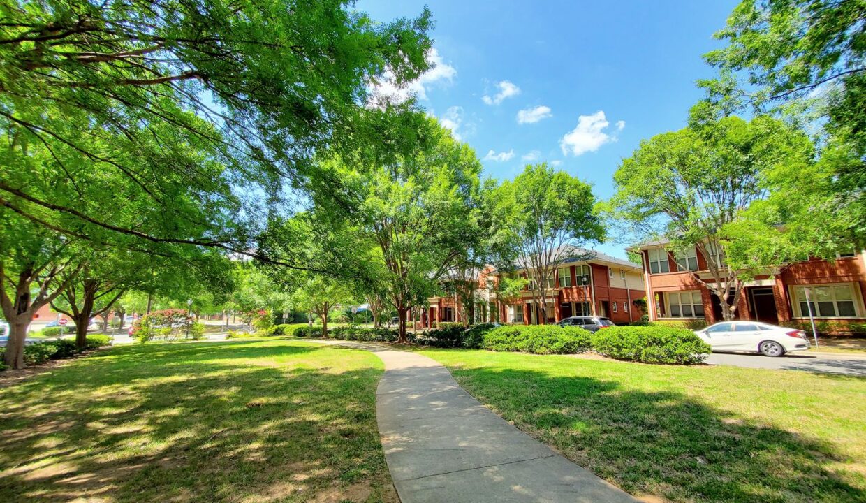 526-E-9th-St-Charlotte-NC-28202-8