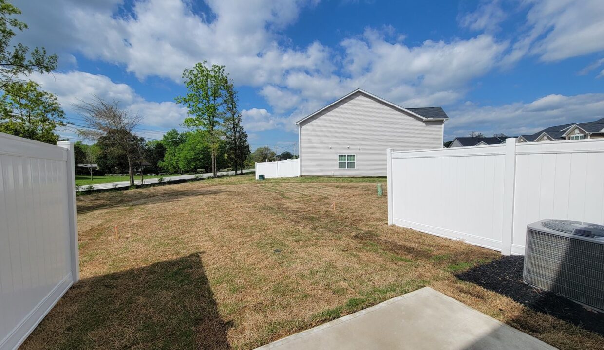 5403-Avery-Dr-Trinity-NC-27370-14