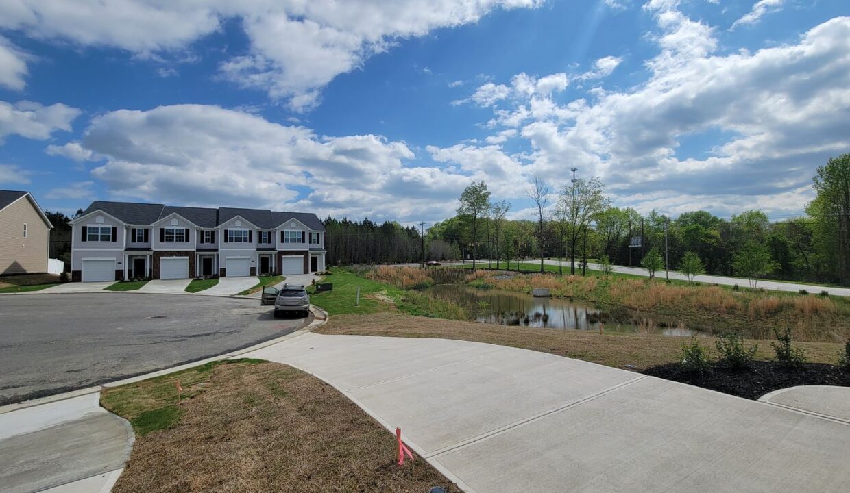 5403-Avery-Dr-Trinity-NC-27370-17