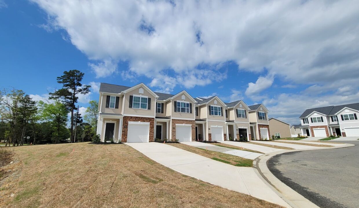 5403-Avery-Dr-Trinity-NC-27370-8