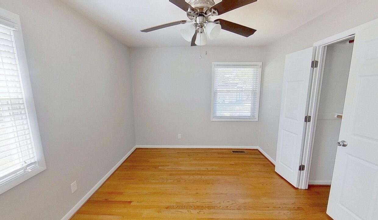 5404-Olive-Rd-Raleigh-NC-27606-30