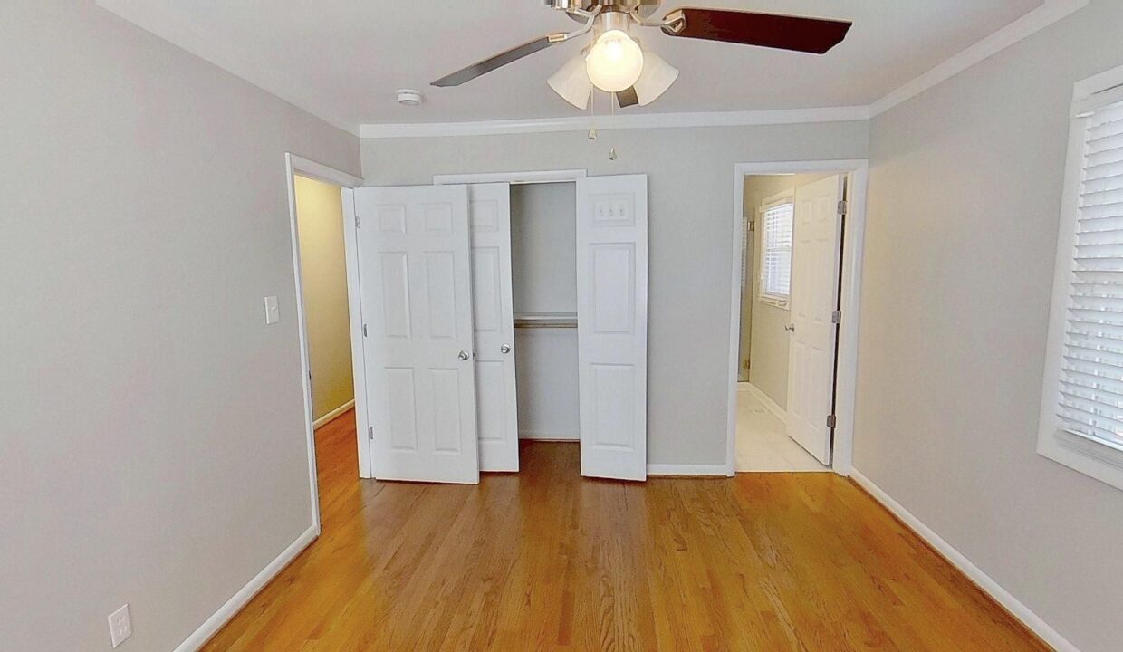 5404-Olive-Rd-Raleigh-NC-27606-32