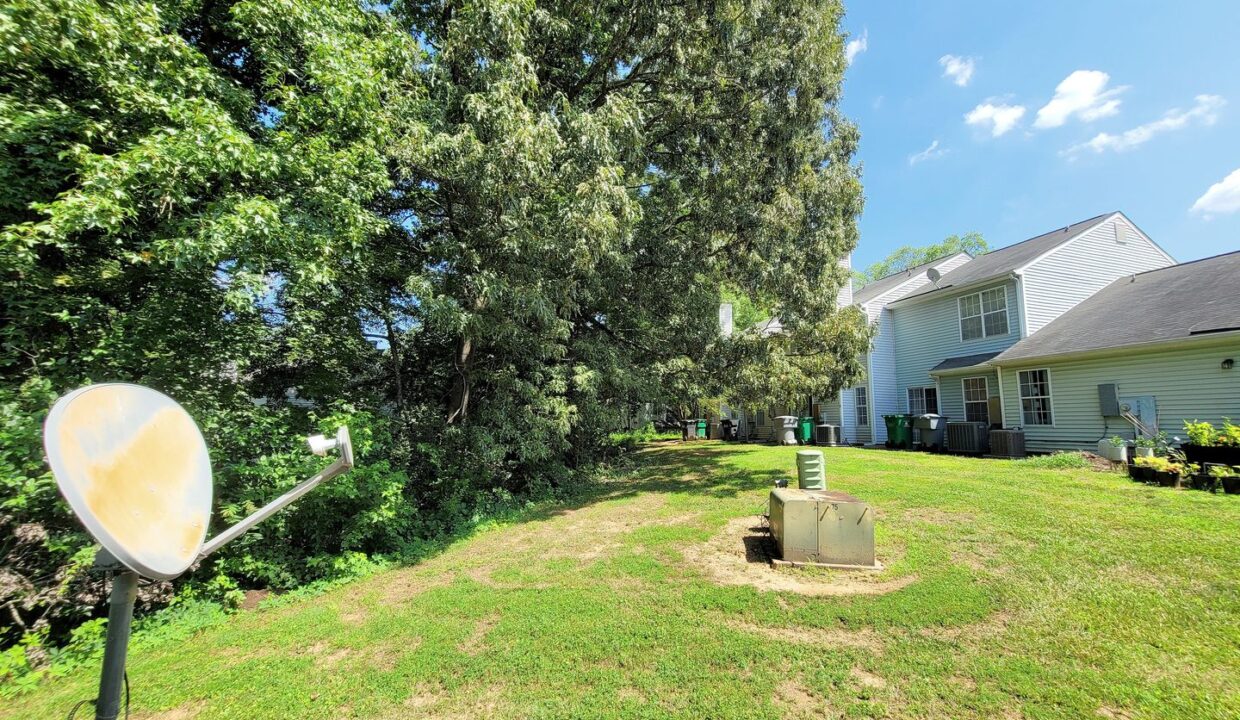 6209-Windsor-Gate-Ln-Charlotte-NC-28215-16
