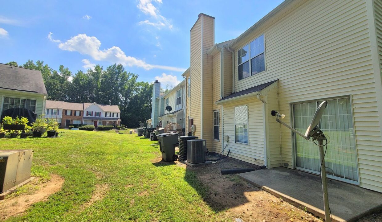 6209-Windsor-Gate-Ln-Charlotte-NC-28215-6