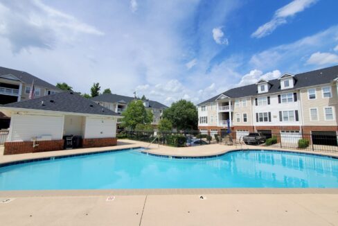 6712-Mallard-Park-Dr-Charlotte-NC-28262-23