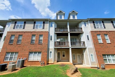 6712-Mallard-Park-Dr-Charlotte-NC-28262-24