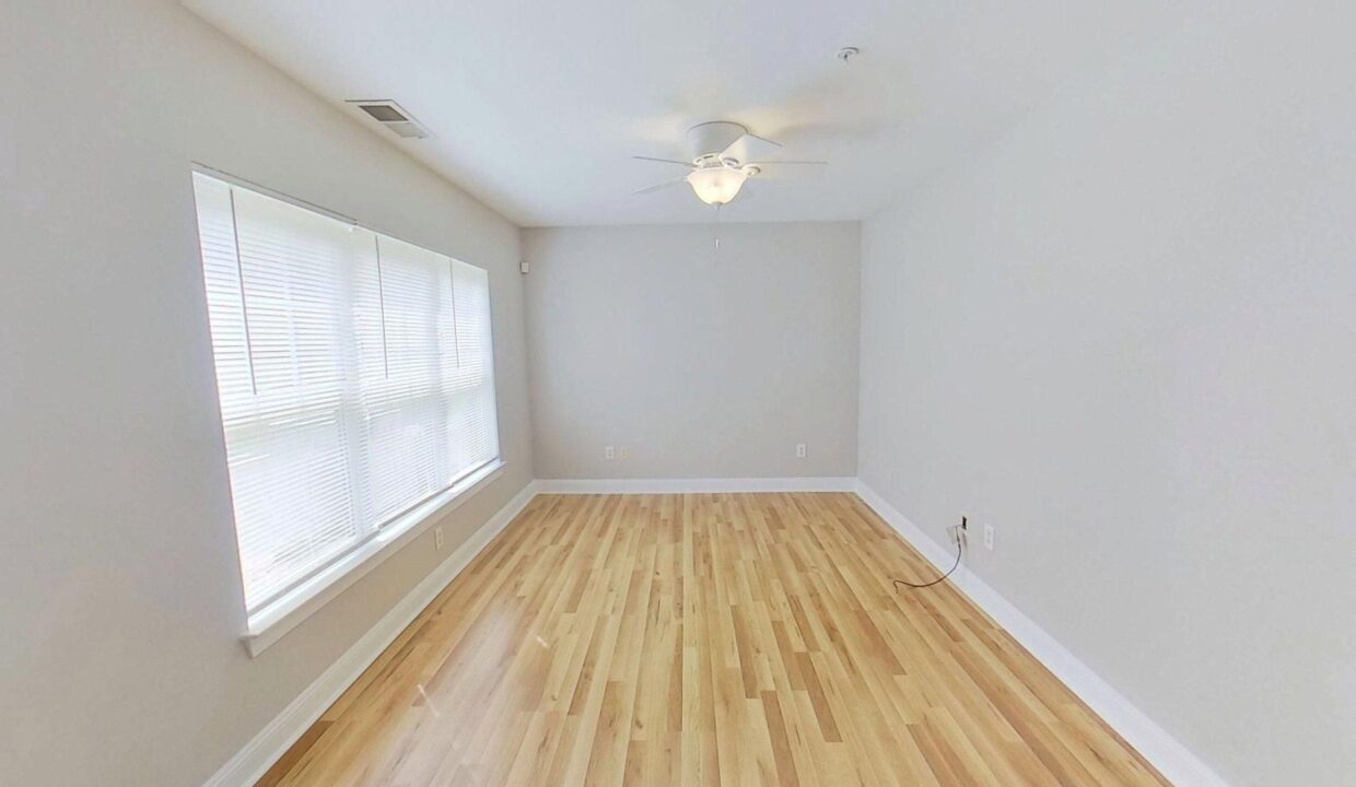 6712-Mallard-Park-Dr-Charlotte-NC-28262-28