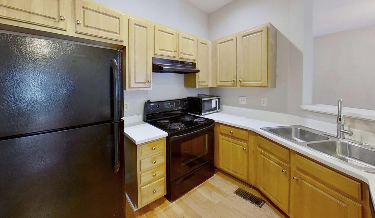 6712-Mallard-Park-Dr-Charlotte-NC-28262-34