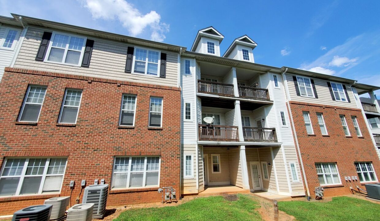 6712-Mallard-Park-Dr-Charlotte-NC-28262-42