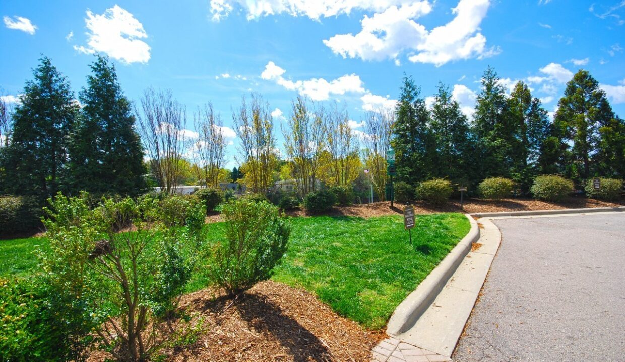 710-Independence-Pl-609-Raleigh-NC-27603-16
