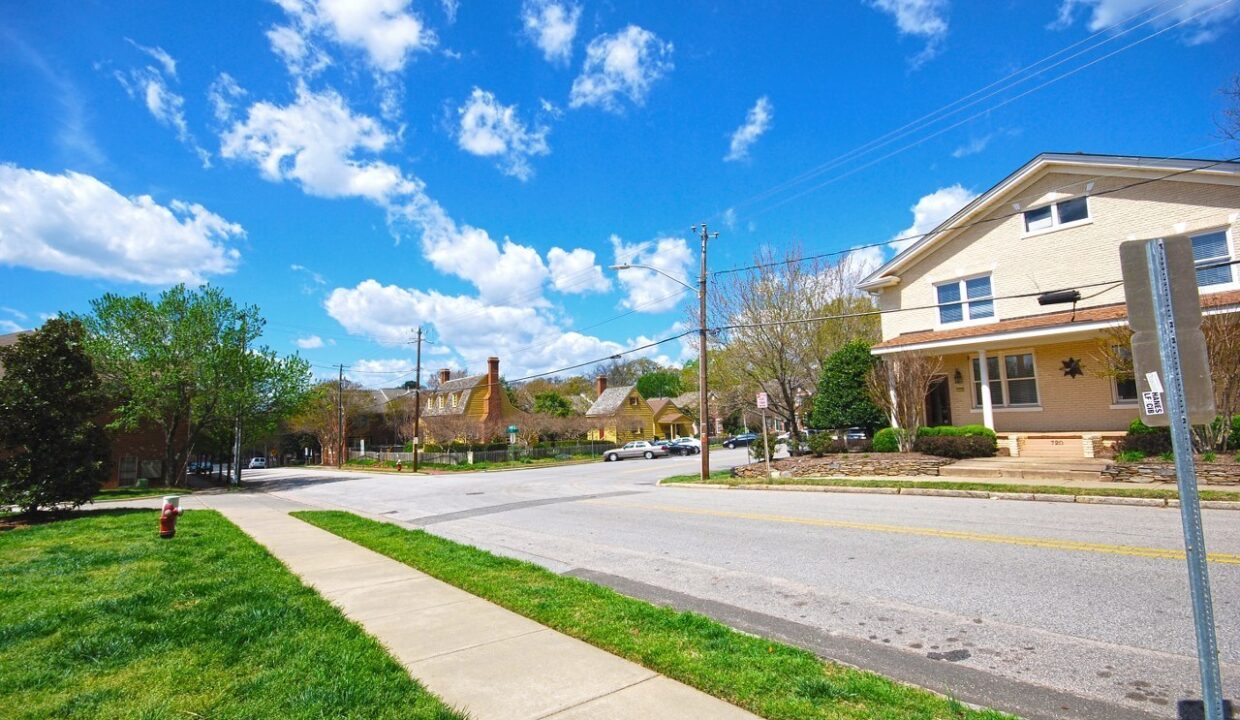 710-Independence-Pl-609-Raleigh-NC-27603-22