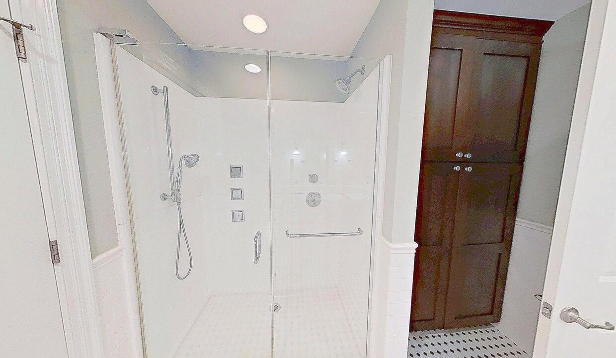 710-Independence-Pl-609-Raleigh-NC-27603-39