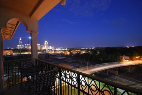 710 Independence Pl 609
