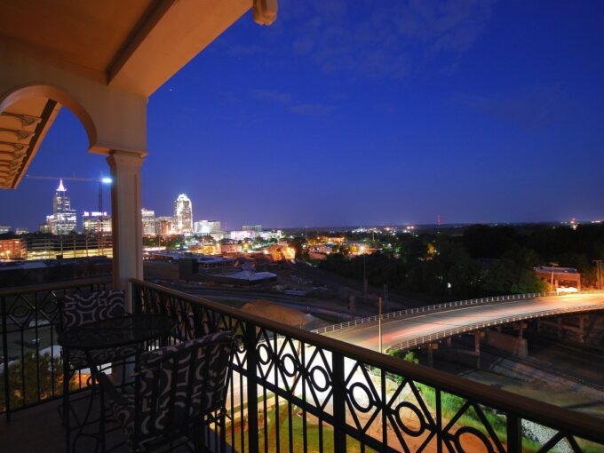 710 Independence Pl 609