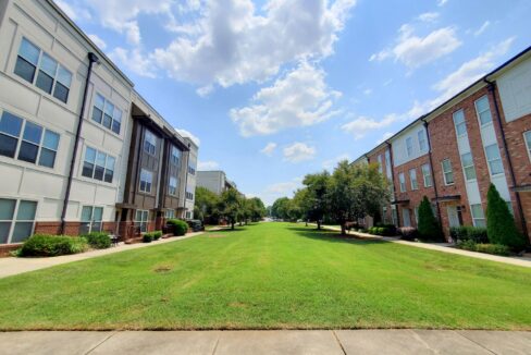 827-Seigle-Point-Dr-Charlotte-NC-28204-10