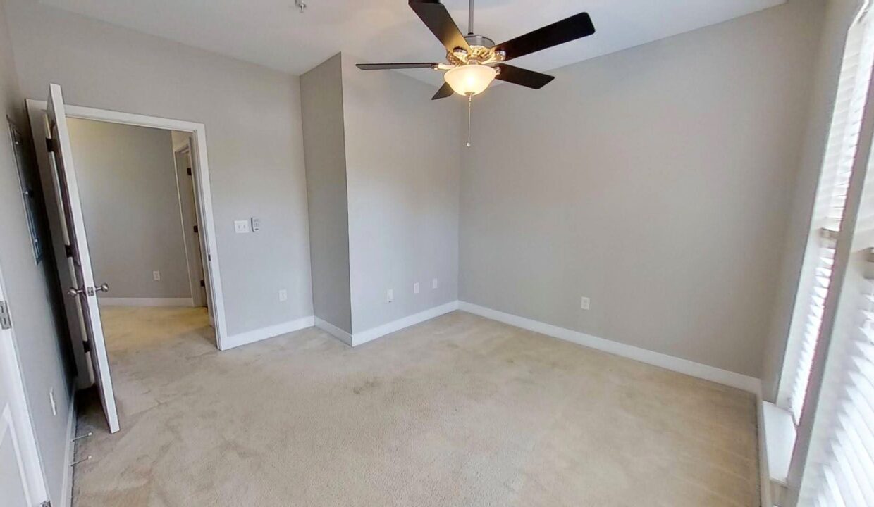 827-Seigle-Point-Dr-Charlotte-NC-28204-14