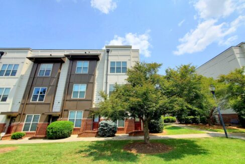 827-Seigle-Point-Dr-Charlotte-NC-28204-17