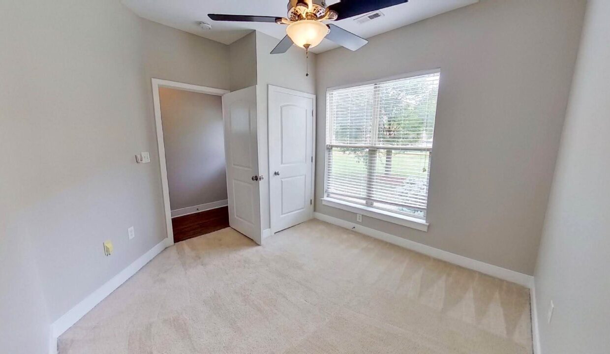 827-Seigle-Point-Dr-Charlotte-NC-28204-20