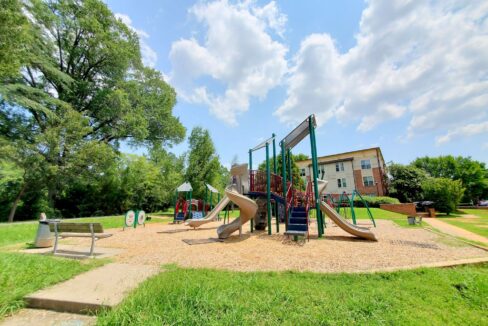 827-Seigle-Point-Dr-Charlotte-NC-28204-25