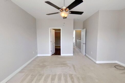 827-Seigle-Point-Dr-Charlotte-NC-28204-28