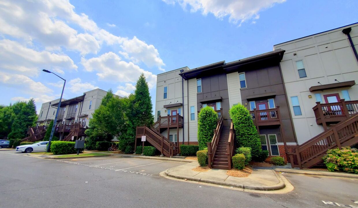 827-Seigle-Point-Dr-Charlotte-NC-28204-29