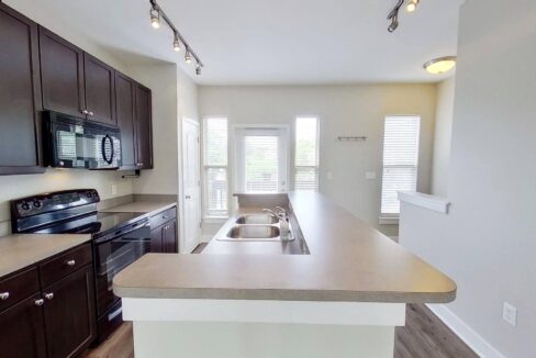 827-Seigle-Point-Dr-Charlotte-NC-28204-3