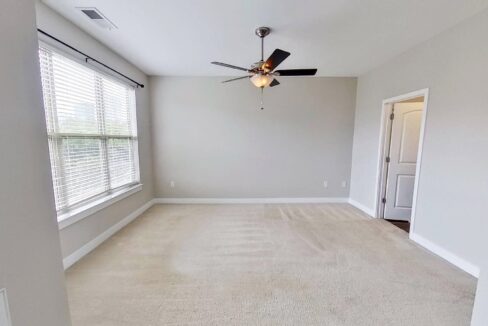 827-Seigle-Point-Dr-Charlotte-NC-28204-31