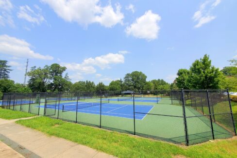 827-Seigle-Point-Dr-Charlotte-NC-28204-6