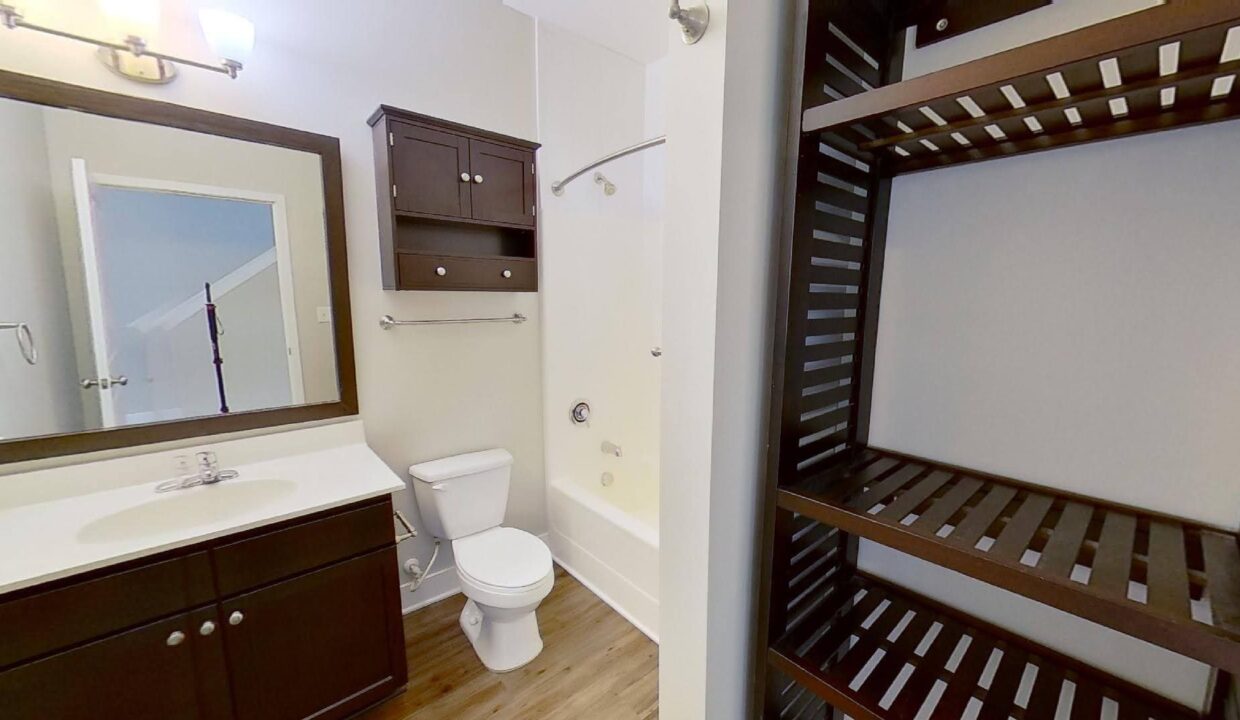 827-Seigle-Point-Dr-Charlotte-NC-28204-7