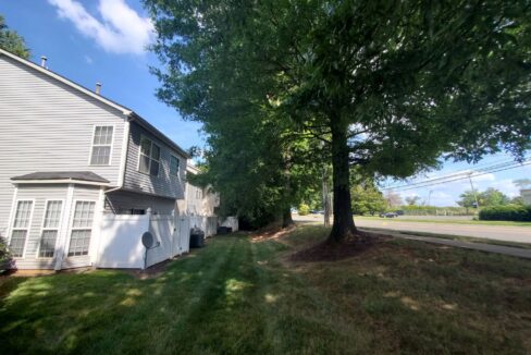 8955-Gerren-Ct-Charlotte-NC-28217-20