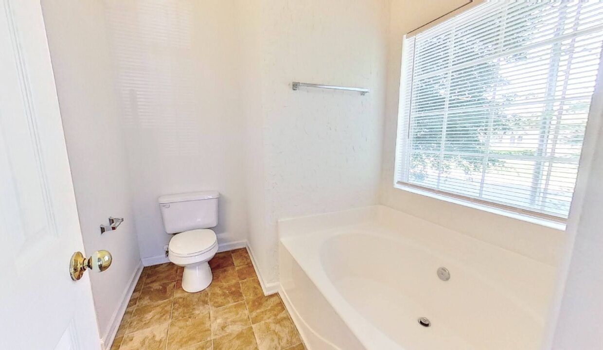 8955-Gerren-Ct-Charlotte-NC-28217-21
