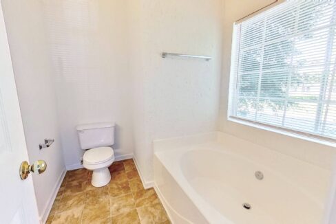8955-Gerren-Ct-Charlotte-NC-28217-21