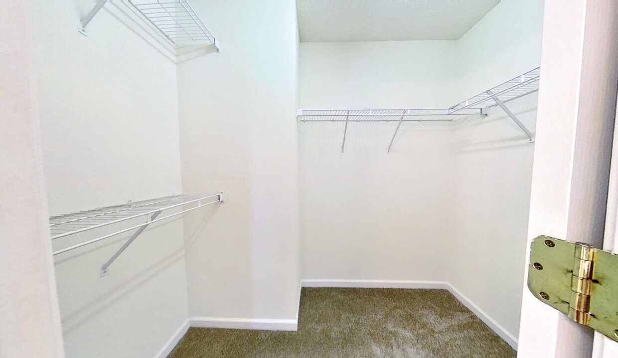 8955-Gerren-Ct-Charlotte-NC-28217-24