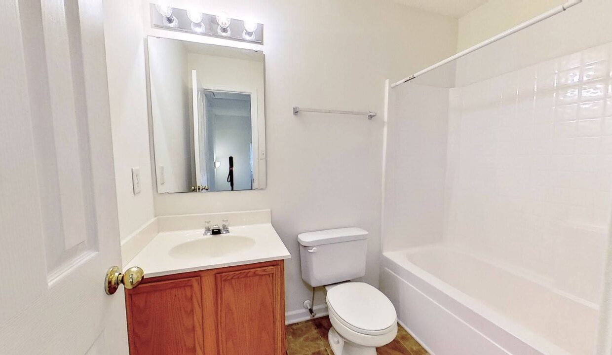 8955-Gerren-Ct-Charlotte-NC-28217-26