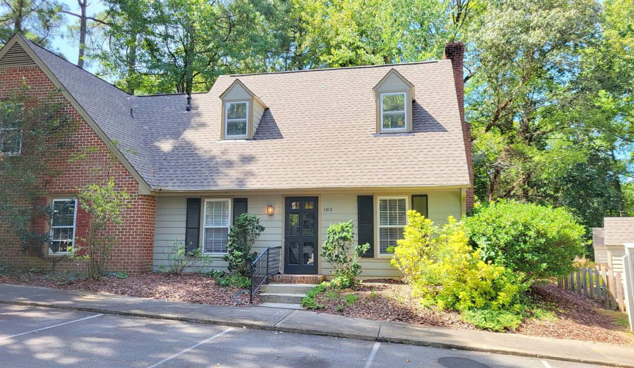 1313-Dylan-Heath-Ct-Raleigh-NC-27608-35
