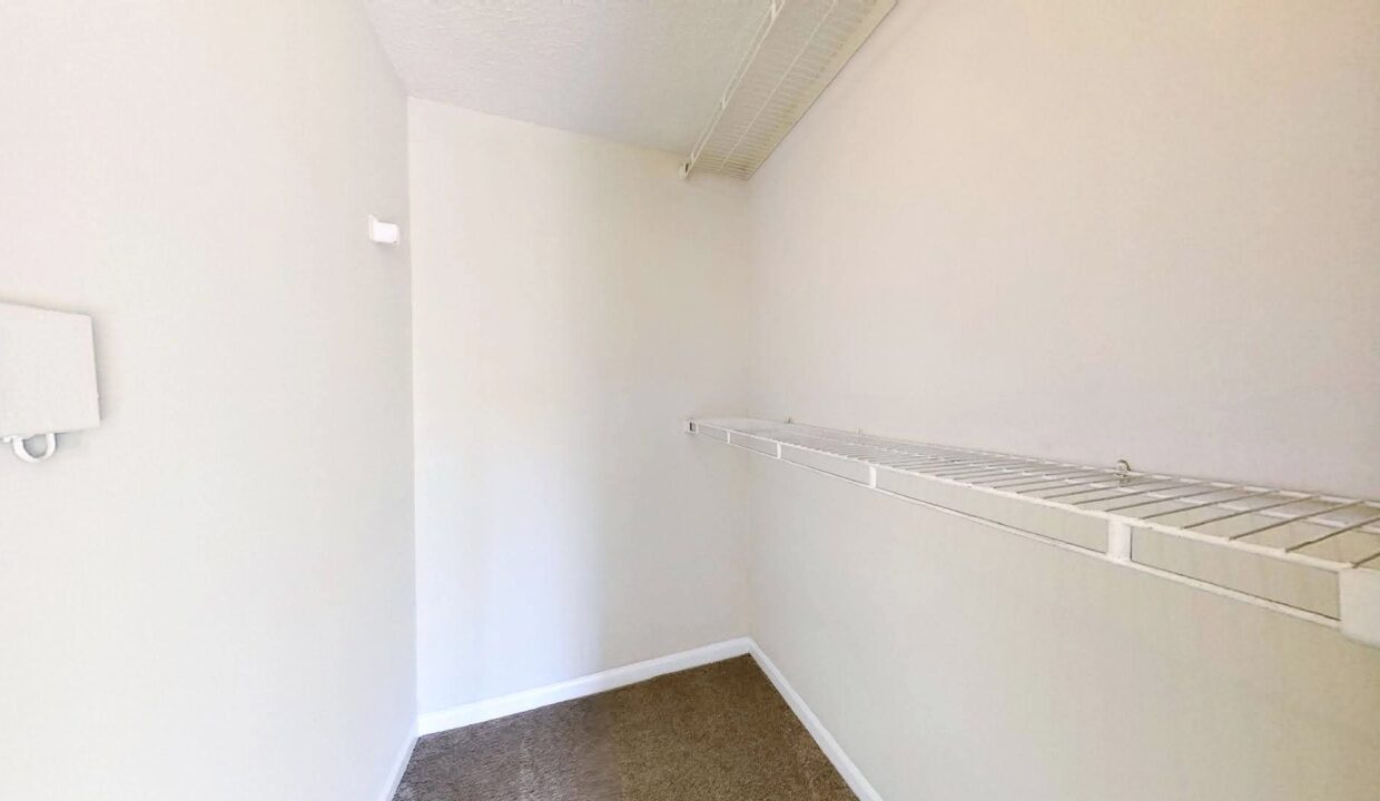 1641-Arlyn-Circle-E-Charlotte-NC-28213-11