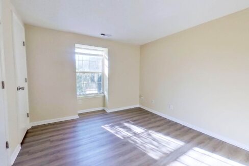 1641-Arlyn-Circle-E-Charlotte-NC-28213-12