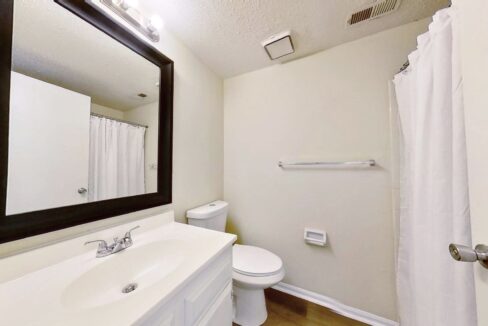 1641-Arlyn-Circle-E-Charlotte-NC-28213-13