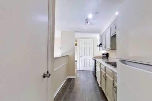 1641-Arlyn-Circle-E-Charlotte-NC-28213-14