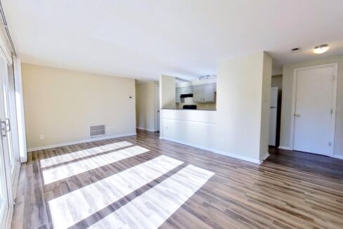 1641-Arlyn-Circle-E-Charlotte-NC-28213-4