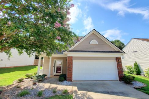 21-War-Admiral-Way-Greenville-SC-29617-17