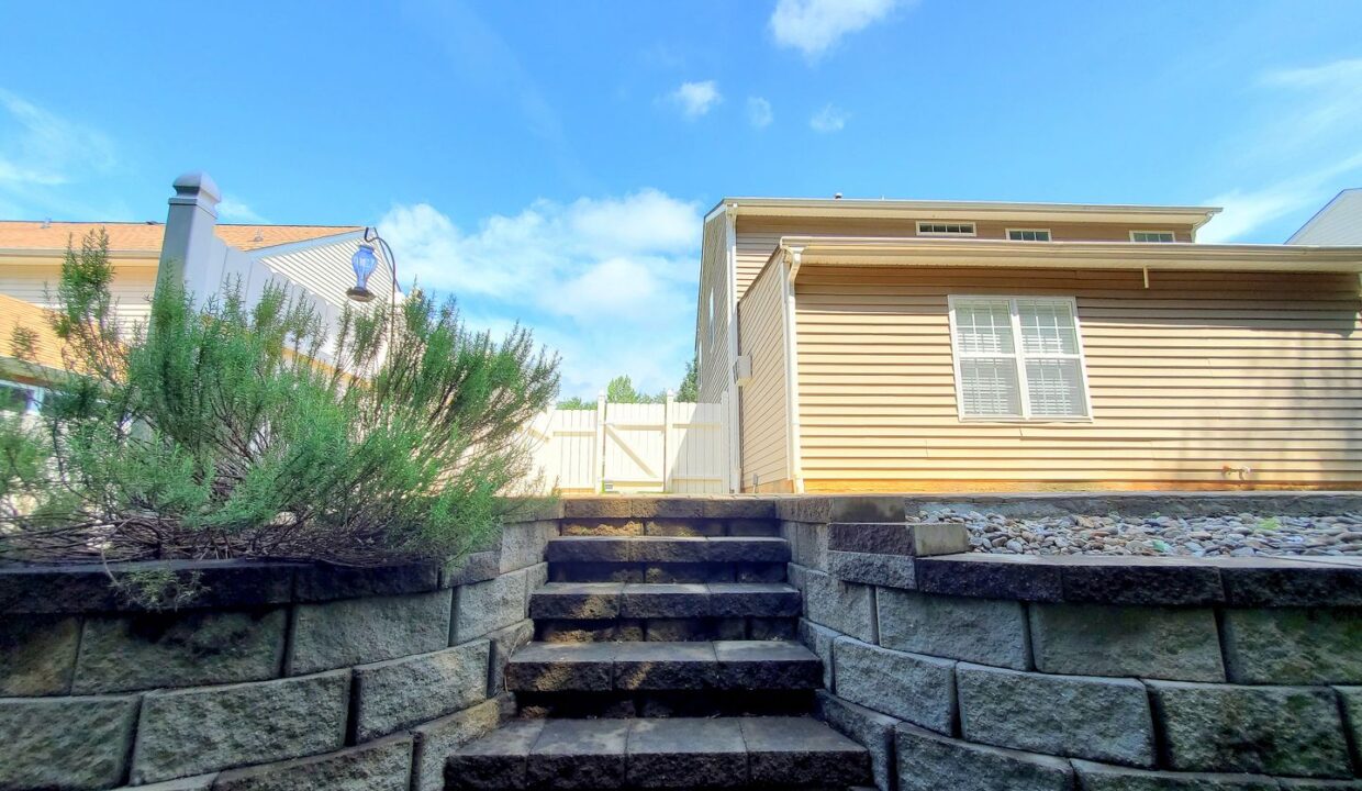 21-War-Admiral-Way-Greenville-SC-29617-22