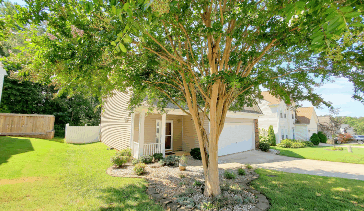 21-War-Admiral-Way-Greenville-SC-29617-26