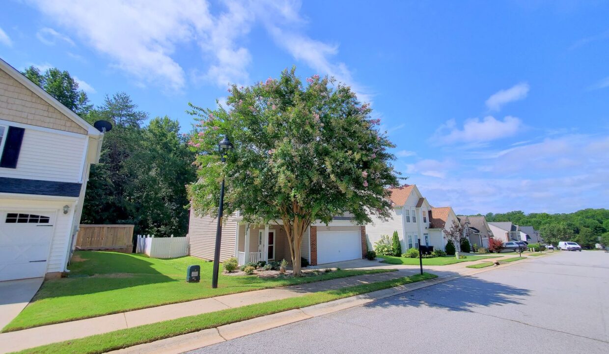 21-War-Admiral-Way-Greenville-SC-29617-28