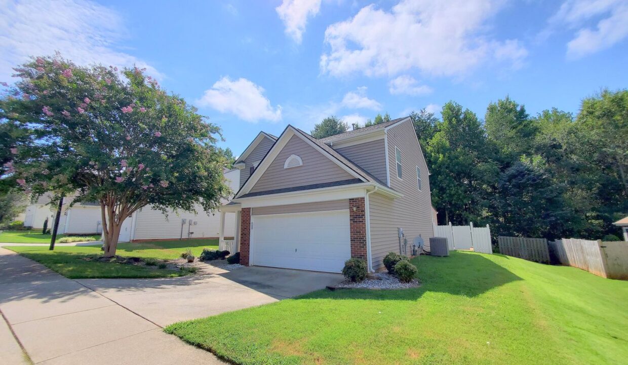 21-War-Admiral-Way-Greenville-SC-29617-41