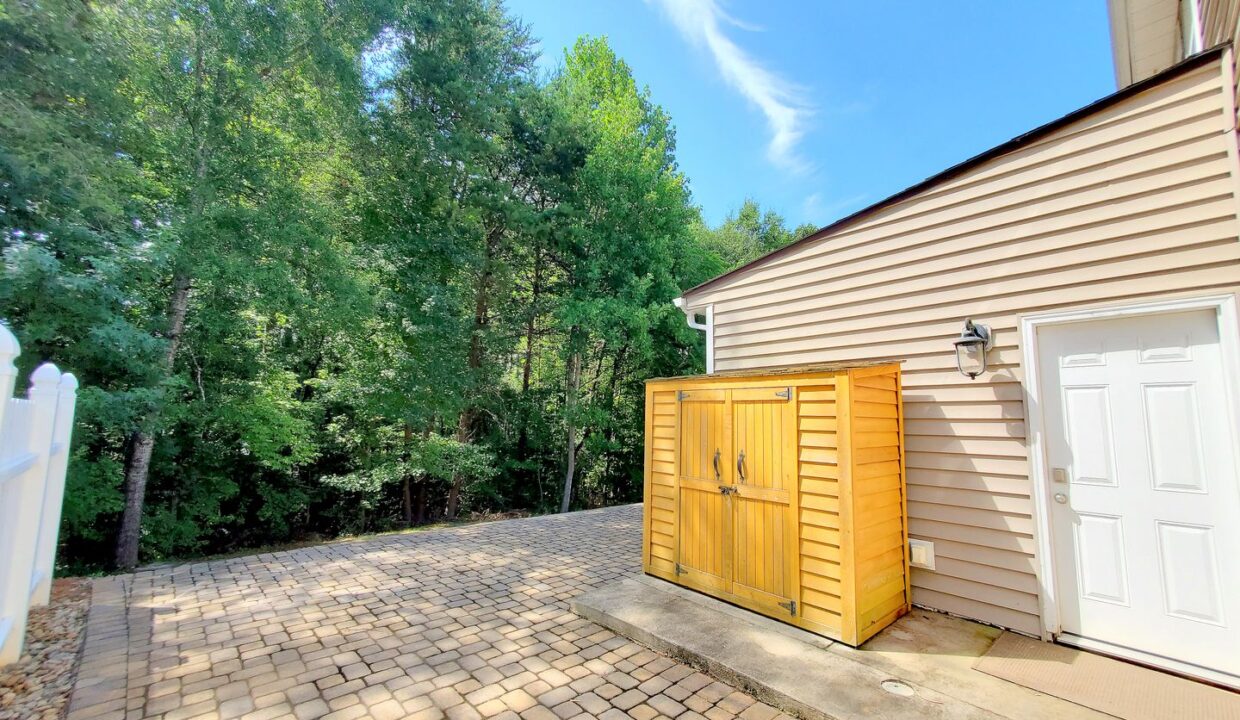21-War-Admiral-Way-Greenville-SC-29617-5